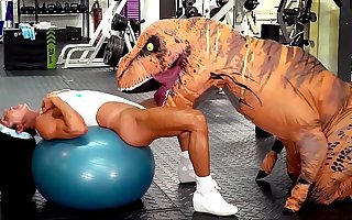 Camsoda - hot milf stepmom fucked by trex in unqualified gym sex